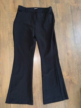 Like new Express mid-rise, editor, flair, black dress, slacks / pants